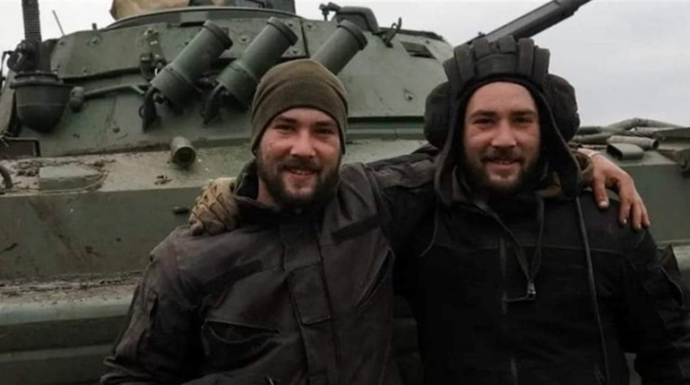Як брати Возняки з Маловасилівки воюють, і хто з них викрав у рашистів БМП