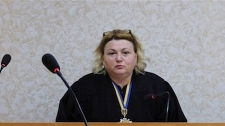 Вища рада правосуддя звільнила суддю Олену Волкову з Южноукраїнського міського суду