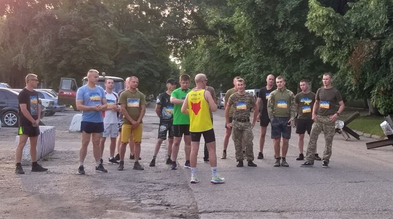 У Первомайську відбувся забіг ЗРК ЗСУ RUN: Йдемо до перемоги. Біжимо до перемоги