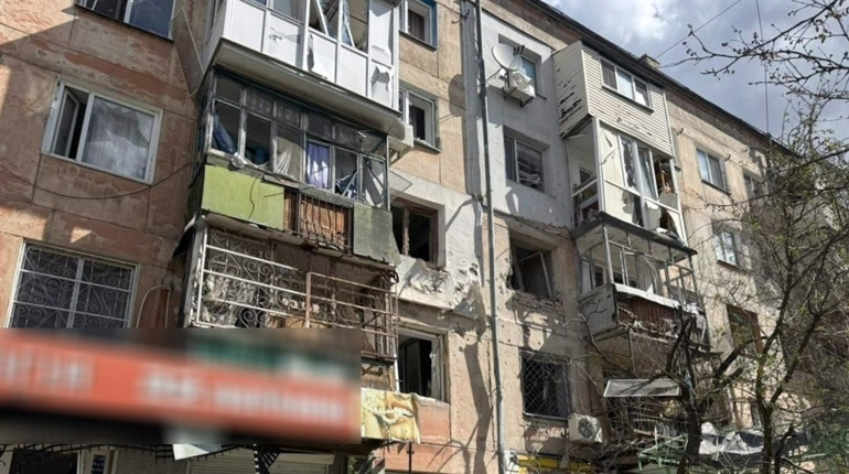 На Херсонщині окупанти завдали ударів по житлових кварталах, критичній та соціальній інфраструктурі