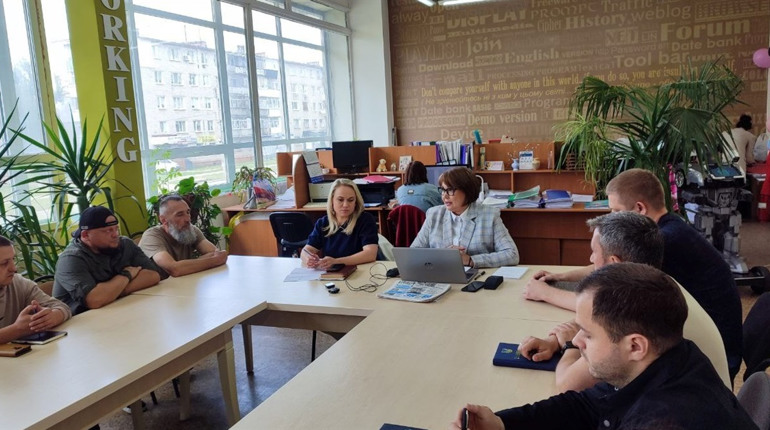 У Шостці обговорили стандарти комунікації ЗМІ з ветеранською спільнотою