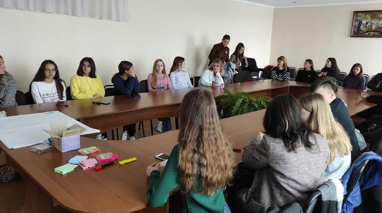 Молодь Великомостівської громади отримає 40 тисяч гривень на реалізацію своїх проєктів