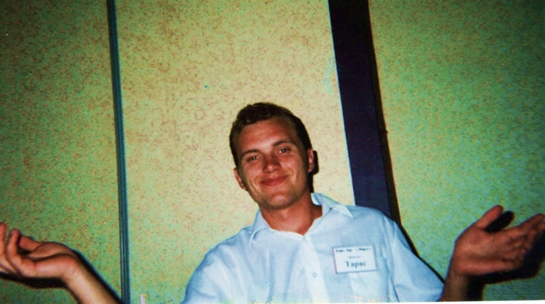 «Мій буде перший прапор на кладовищі…» Тарас Білик з Менщини, який соромився свого імені