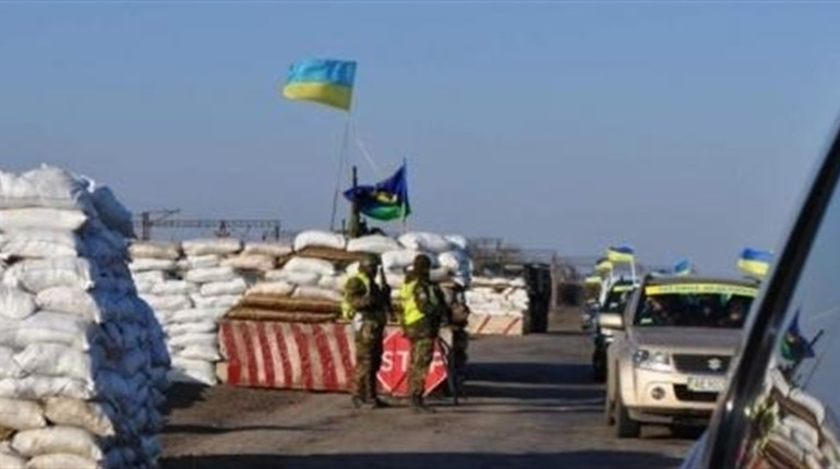 Зупинили на блокпосту: що законно, а що – ні?