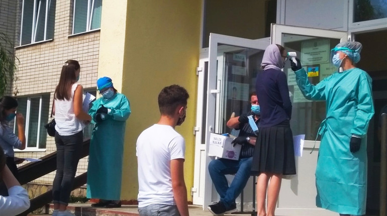У Вараші пункти тестування повністю готові до безпечного проведення ЗНО-2020