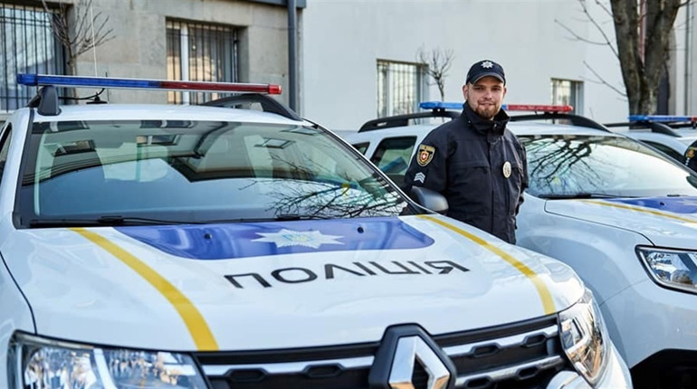 Автопарк поліцейських у Володимирці поповнився автівкою