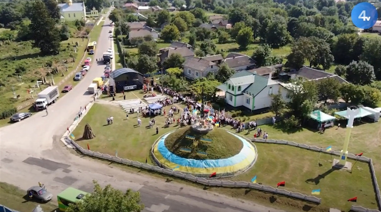 Про відзначення 100-річчя Товстеньківської могили з'явився ряд сюжетів (+ відео)