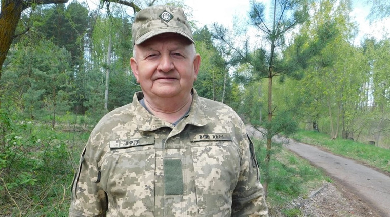 Уся родина працює на перемогу: історія родини прапорщика у відставці з Сарненського району