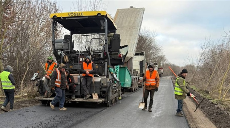 На Полтавщині продовжують ремонтувати дороги: ще майже 14 тисяч квадратів за тиждень