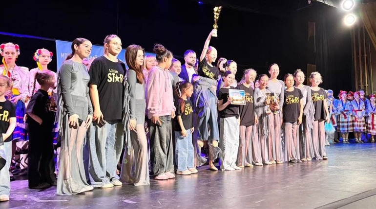 Танцюристи з Біляївки здобули Гран-прі міжнародного фестивалю: номер про війну вразив журі