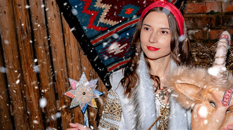 «Різдво для нескорених»: відкрито запис на оновлений фотопроєкт «Берегиня-2025»
