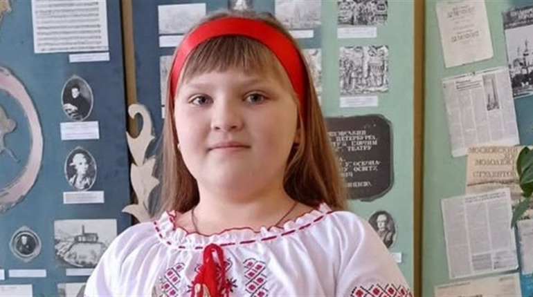Вокалістка з Глухова стала лауреаткою всеукраїнського музичного конкурсу «Чарівний камертон»
