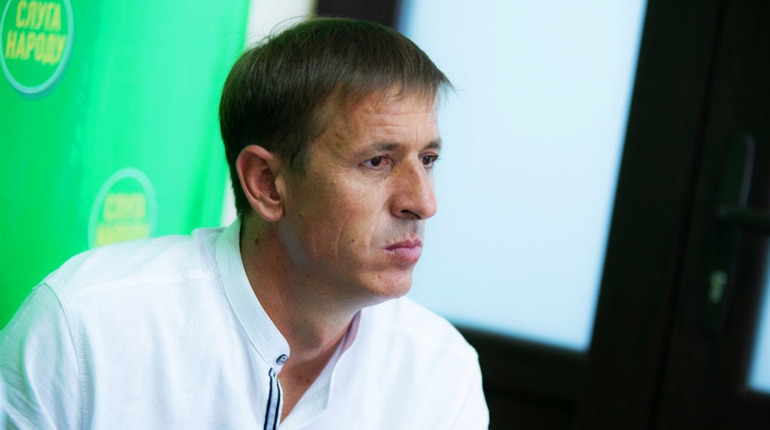 Юрій Козярець: Влада нарешті повинна повернутись обличчям до людей