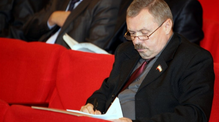 Засудженого за держзраду ексдепутата Верховної ради Криму відпустили на волю