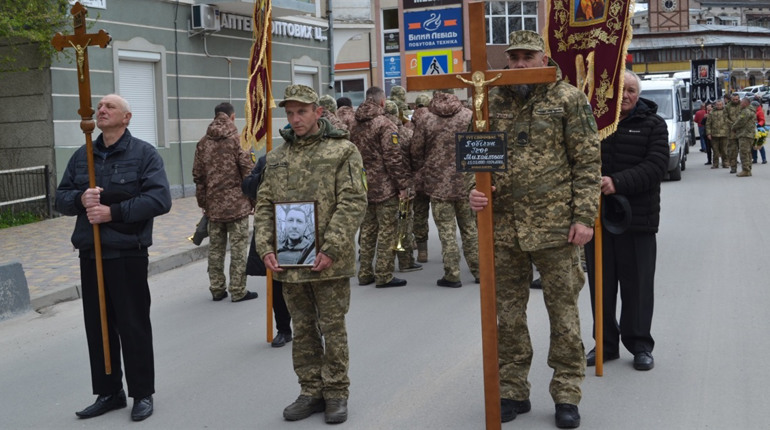 Чортків провів в останню путь загиблого воїна-Героя – Побігуна Ігоря