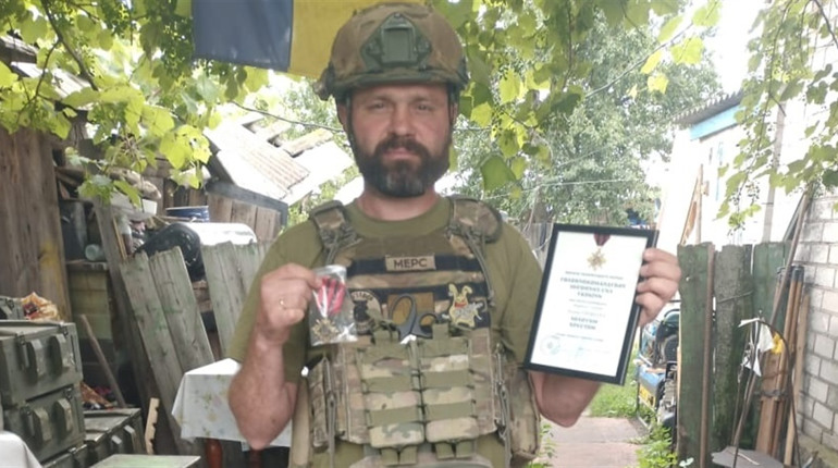 Бойові нагороди земляків. Повідомляємо кого відзначено