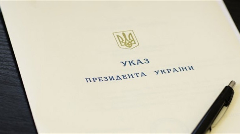День медичного працівника. Кому з медиків Луганщини присвоєно звання "Заслужений лікар України"