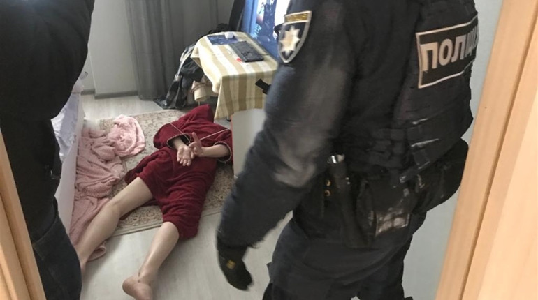 Правоохоронці припинили діяльність злочинної організації у Вараші