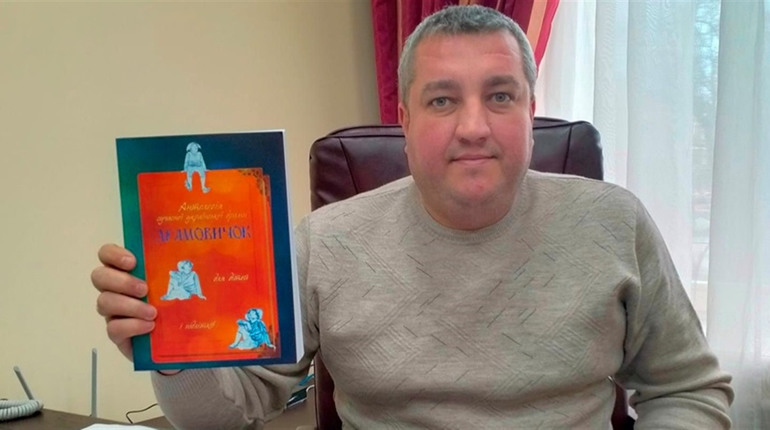 В кропивницькому театрі, який очолює херсонець, вирішили змінити керівництво: поціновувачі обурені