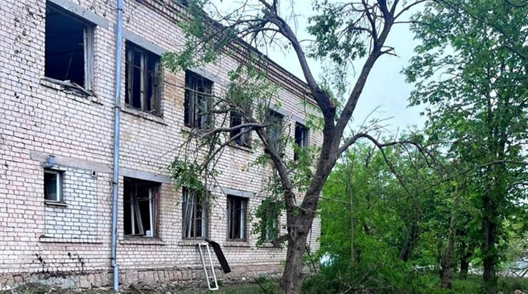 На Херсонщині російські терористи атакували житлові квартали та критичну інфраструктуру