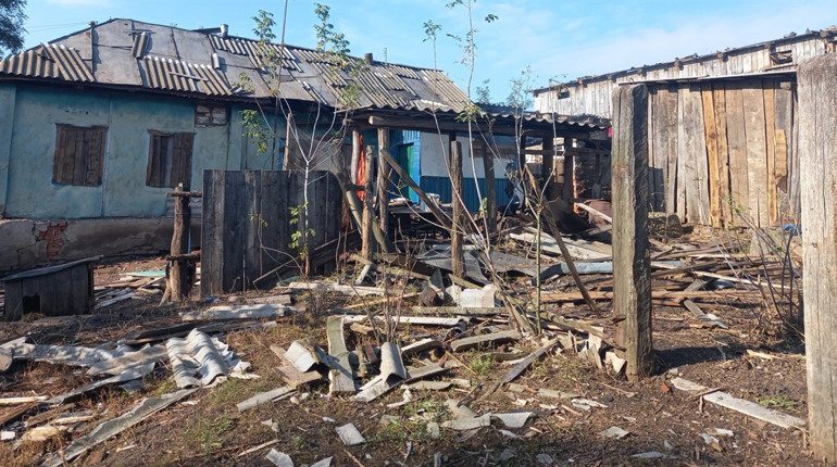 Благодійники надали допомогу жителям сіл Кучерівка і Янівка, що постраждали від обстрілів рф