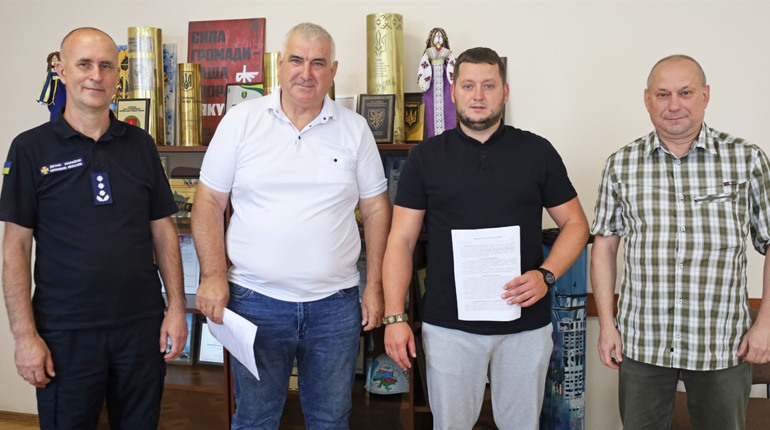 У Жмеринській громаді створять добровільну пожежну команду: підписали договір про співробітництво