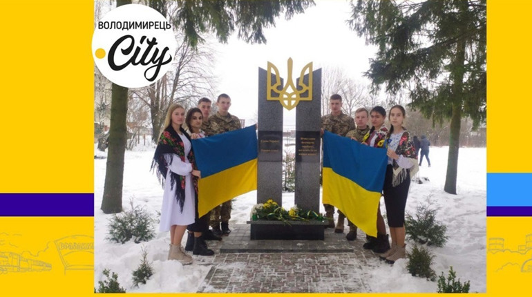 В селі Дібрівськ відкрили Пам’ятний знак в честь про загиблих воїнів-односельчан