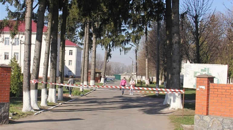Хворих на COVID-19 з трьох районів планують направляти на лікування у Калинівку