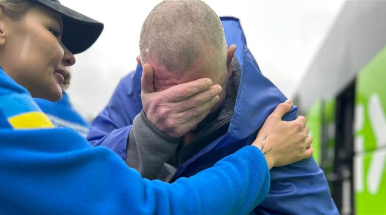 Україна визволила ще 185 оборонців та 20 цивільних із російських катівень