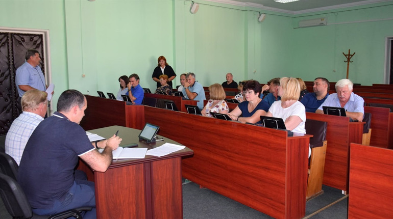 Борг у 14 млн, нуль пацієнтів за кількома пакетами: як будуть витягувати лікарню Біляївки з кризи