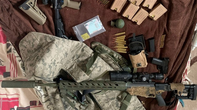 У Херсоні затримали мародерів, які видавали себе за військових: вони грабували офіси та магазини