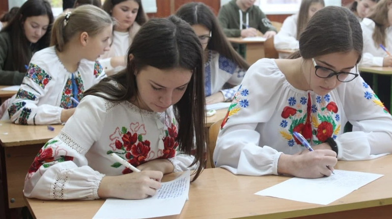 Радіодиктант-2021: городоччан запрошують до національного флешмобу