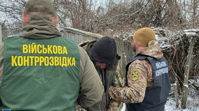 Служив окупантам у Дар'ївській колонії, а потім мобілізувався до ЗСУ: зрадника затримали