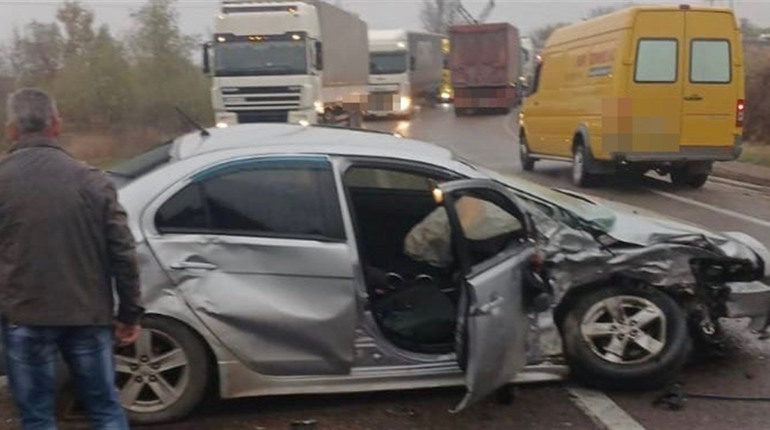 Біля КПП “Маяки” сталася ДТП: рух цією ділянкою траси Одеса-Рені ускладнений