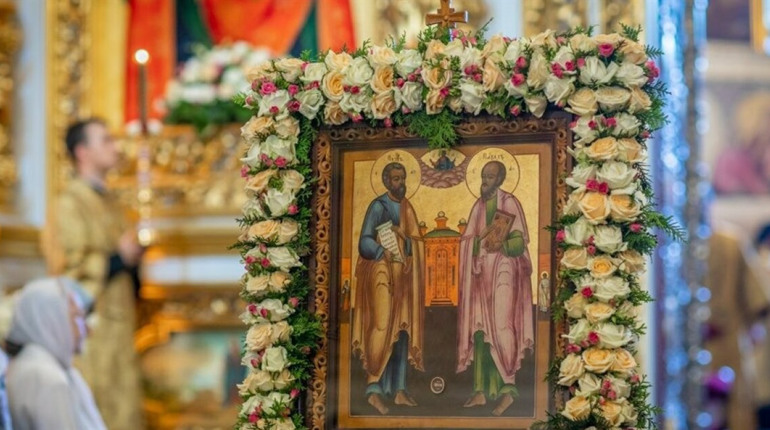 День святих апостолів Петра і Павла 2026: дата, традиції та прикмети
