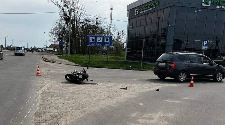 У Сарнах в аварії травмувалася 23-річна пасажирка