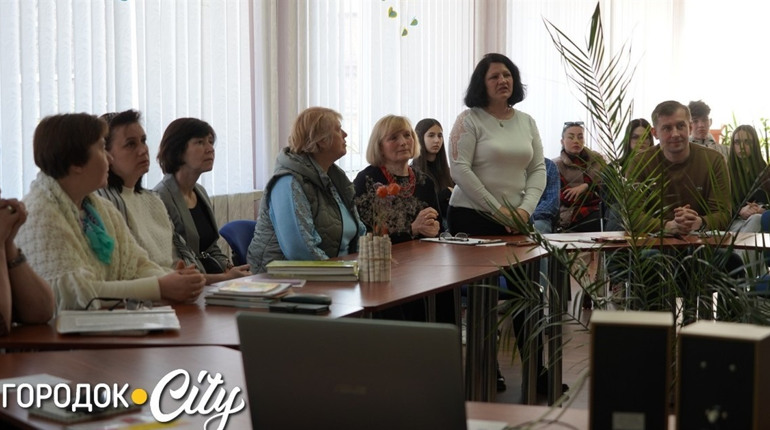 «Поезія – мелодія душі»: як у Городку відзначили Міжнародний день поезії
