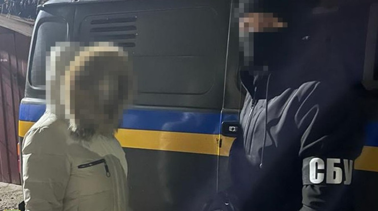 У Херсоні затримали ще одну колаборантку: жінка працювала в «соцзахисті» у окупантів
