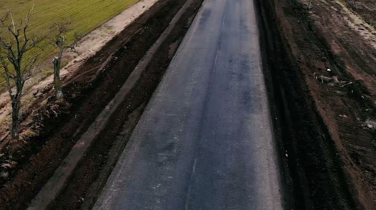 Як будують дорогу до моря. Розповідаємо про ремонт на трасі Р-47 Херсон – Нова Каховка – Генічеськ