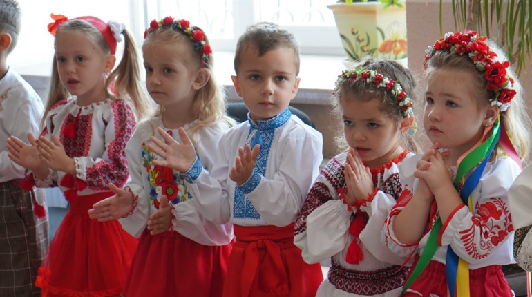 Маленькі патріоти. У Городку дошкільнята відзначили День Прапора України