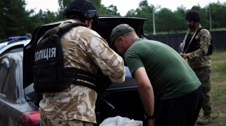 Нацгвардійці та поліцейські готуються заходити на деокуповані території