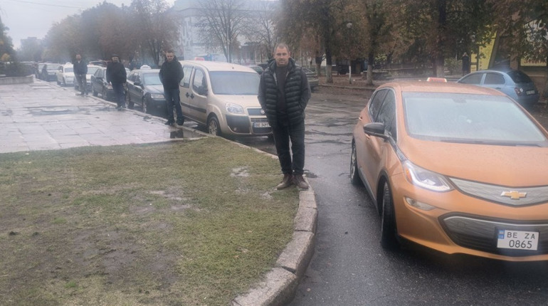 «Таксі 4500» з Первомайська: історія дороги довжиною у понад два десятиліття