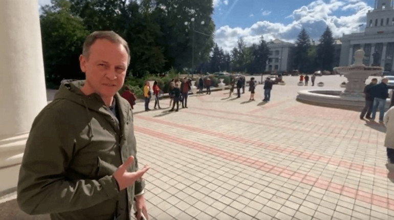 Контролював “референдум” і відвідував Нову Каховку: оголошена підозра жителю Москви