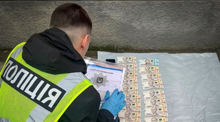 «Рятував» від ТЦК за $500: на Сумщині судитимуть ділка, який мав свого "крота" в базі «Оберіг»