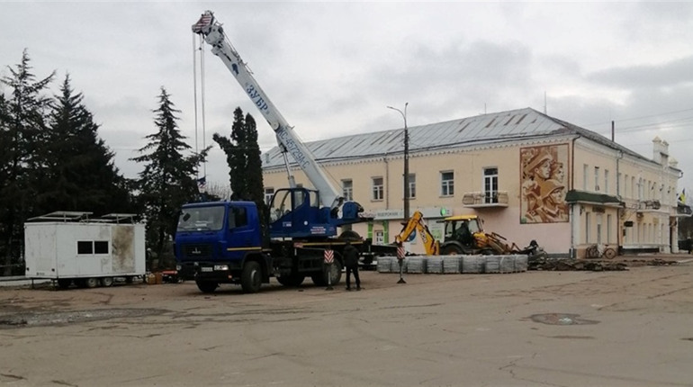 У місті на півночі Чернігівщини центральну площу відремонтують за 5 мільйонів гривень