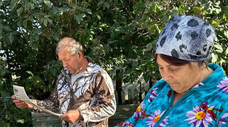 Поки везли хворого, у нього відкрилася кровотеча. Жителі Успенівки просять відновити дорогу до села