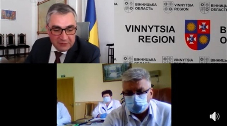 Голова Вінницької ОДА провів онлайн конференцією з лікарями Жмеринки: про ситуацію з COVID-19 