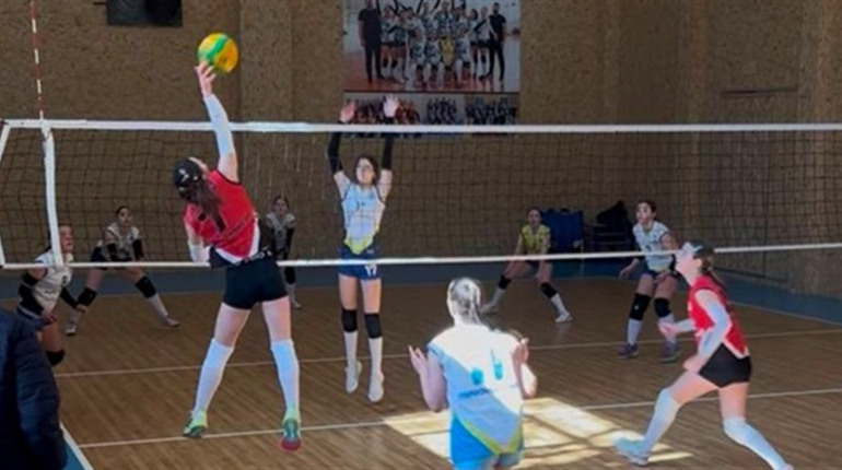 Виїзний тріумф у Кропивницькому. Первомайські волейболістки переможницями повернулись додому