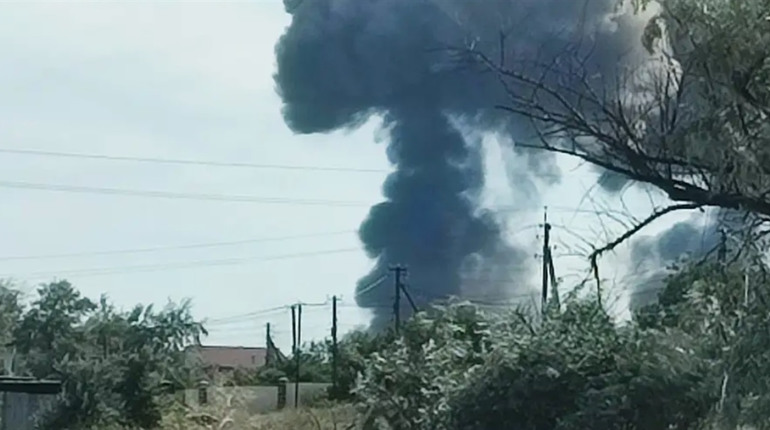 Дрони СБУ вразили п'ять російських літаків у Криму