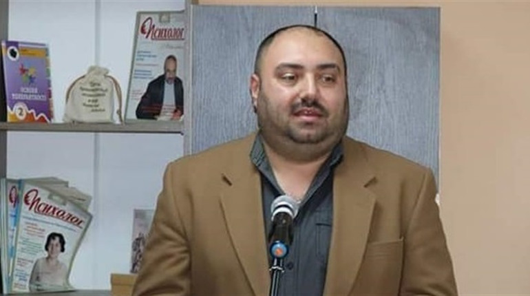 “Допомагаємо за покликом серця”. Як сватівчанин Олег Якубов об’єднує переселенців на Поділлі